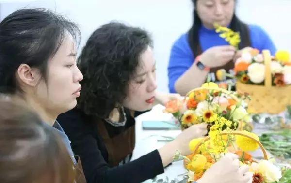 菁华园商铺附近哪有花店(4)