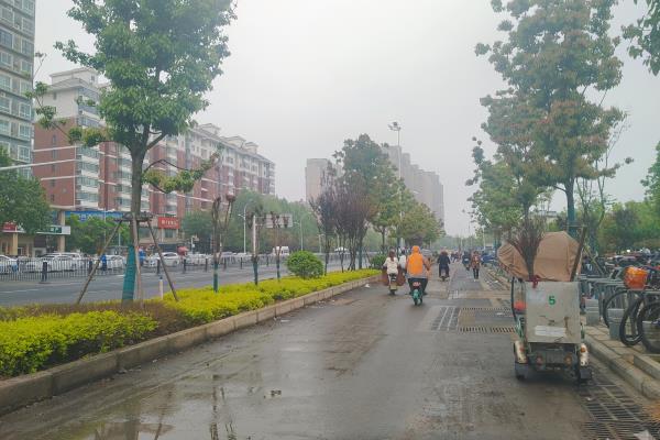盘龙城房价为什么跌这么多.