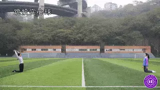 实心球的动作要领及训练方法(7)