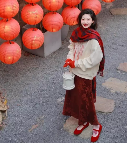 杏红色搭配什么颜色好看(7)