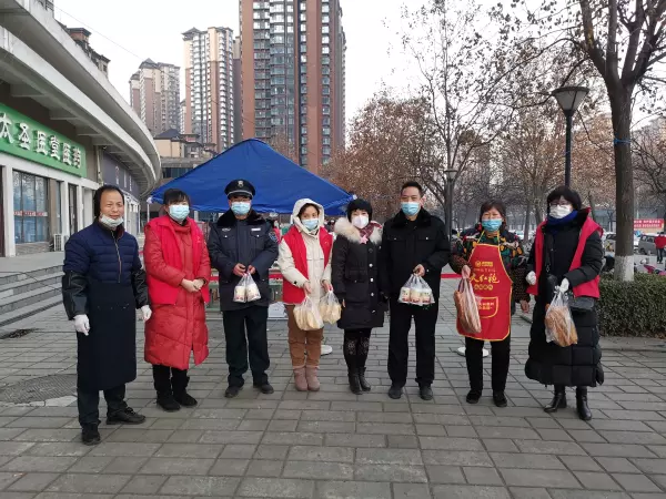 东尚观湖小区属于哪个社区?(6)