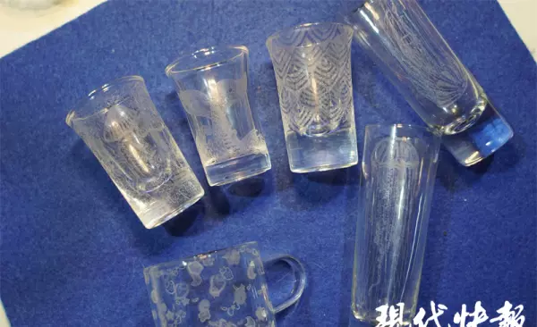 工艺师常用什么来雕刻玻璃(4)