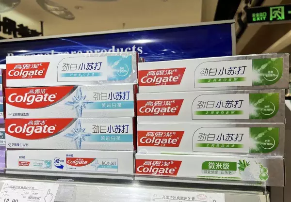 漂白剂把白衣服漂黄了怎么还原(3)