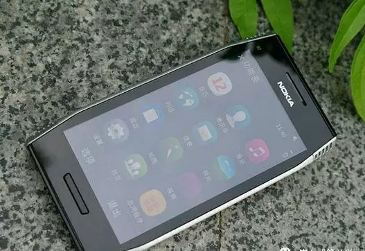 诺基亚5610上市价格(112)