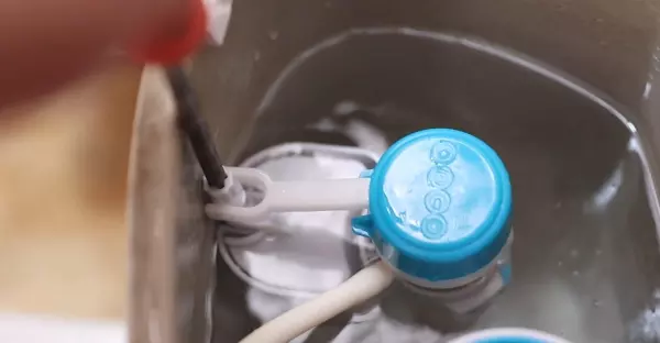 智能坐便器冲水没有劲怎么办(9)