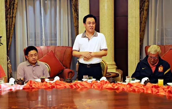 许家印简历个人资料背景是什么(2)