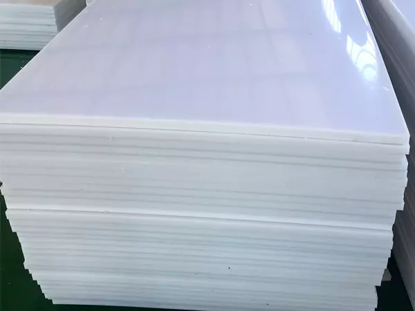 pe板是什么材料做的(1)