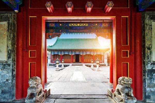 四合院大门有多种类型其中门扇位置最靠内侧的是.