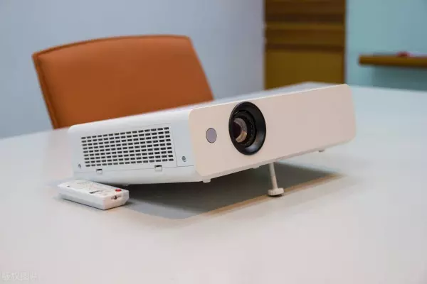 美图投影仪1024能用手机投屏吗(2)