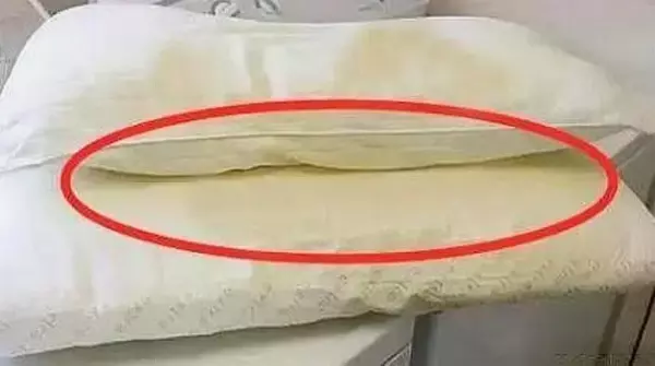 花床单发黄怎么样能洗白(2)