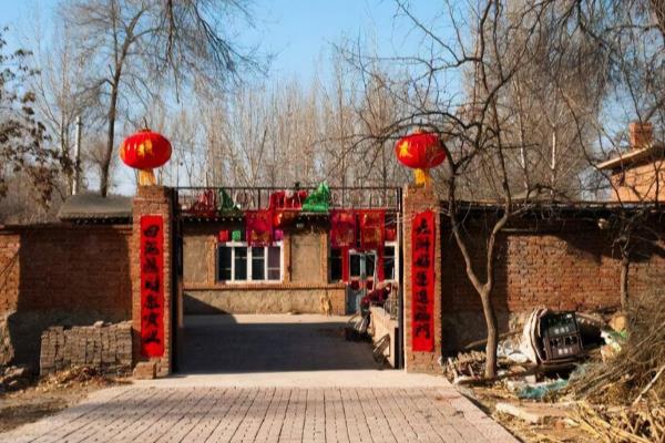 房子朝向是以阳台为主还是以大门为主.