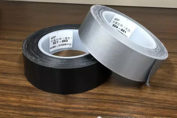 铝合金门窗安装用什么胶最好(1)