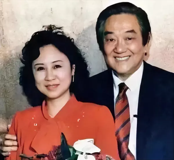 李翎君和琼瑶什么关系(15)