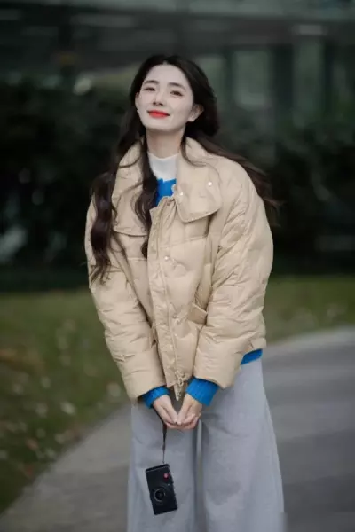 蓝色配什么颜色好看比较高级一点(4)