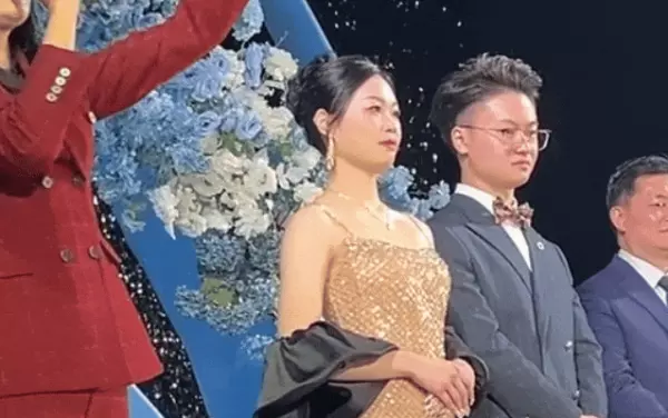 檀宫和汤臣一品哪个好(20)