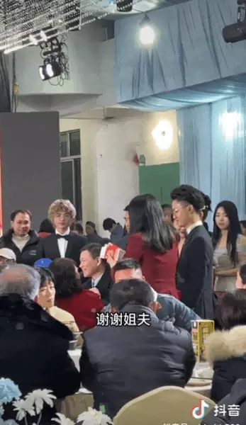檀宫和汤臣一品哪个好(22)