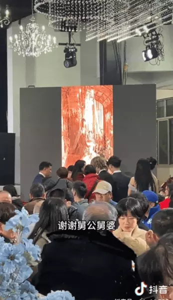 檀宫和汤臣一品哪个好(23)