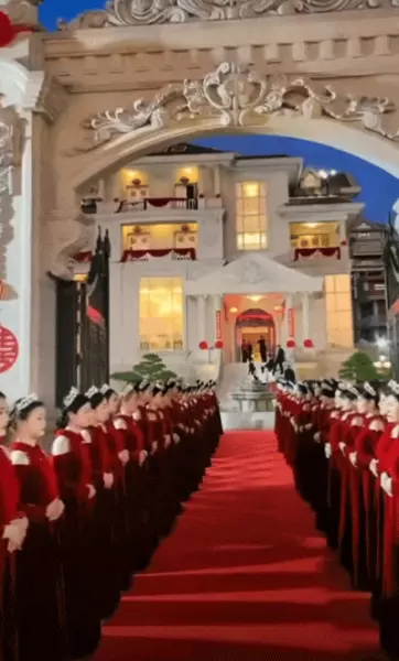 檀宫和汤臣一品哪个好(3)