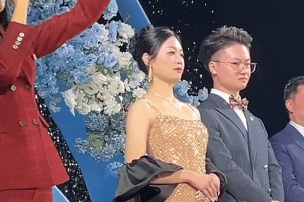 檀宫和汤臣一品哪个好.