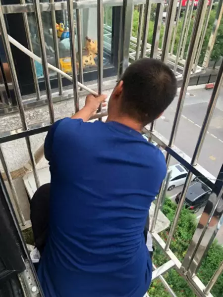 空调排水管滴水影响楼下怎么解决(1)