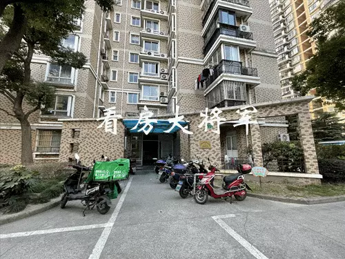 莱茵半岛翔殷路是富人区吗(15)