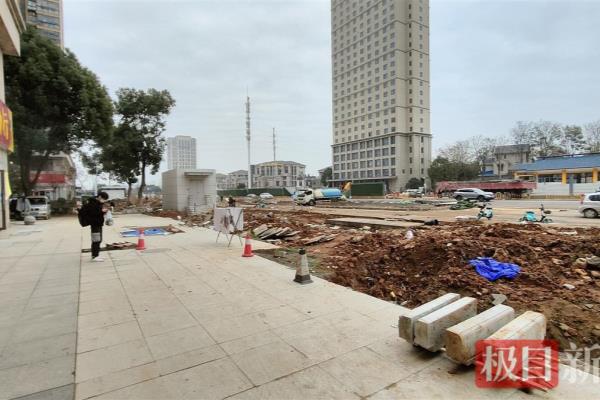 汉口湖畔二期什么时候建好的.