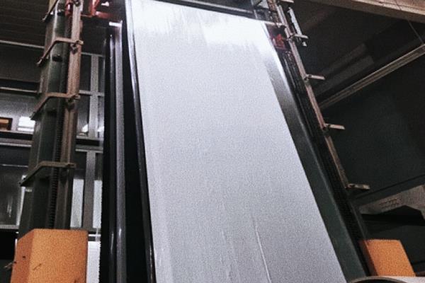屋顶防水用的6mm厚粘接基板是什么.