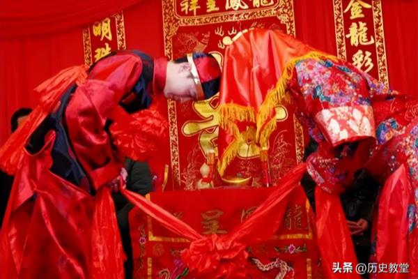 床尾凳有什么作用和功能.