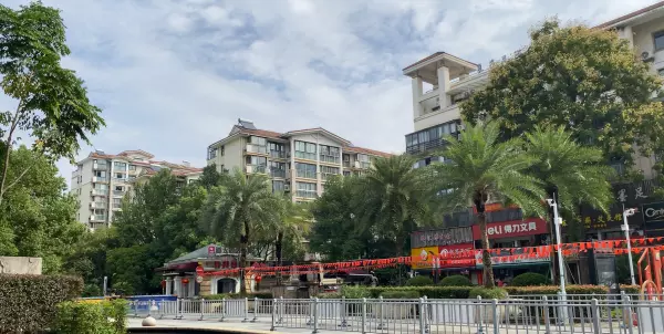 东湖花园小区哪一年建成(2)