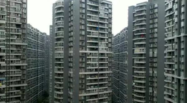 新亚洲花园房价为什么低(1)