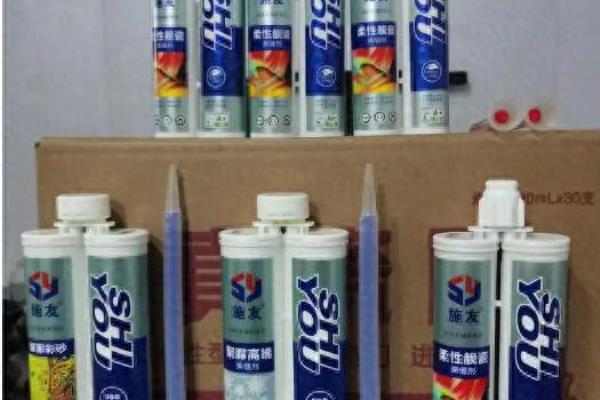 美缝剂有毒吗—美缝剂对身体有危害吗.