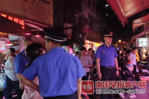 装修扰民是12369还是110.