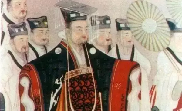 近现代的服装设计风格有哪些(3)