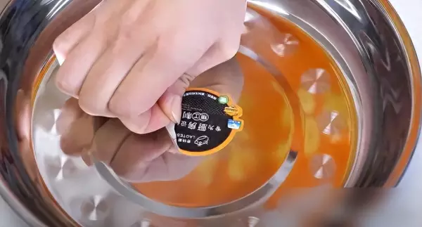 榨油机报价差距的胶用什么东西能去掉去掉(1)