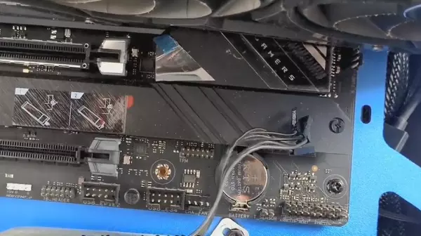 华硕 tuf b360m-plus gaming s主板跳线怎么接(2)