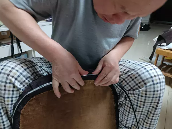 旋转椅子怎么固定轮子不转(11)