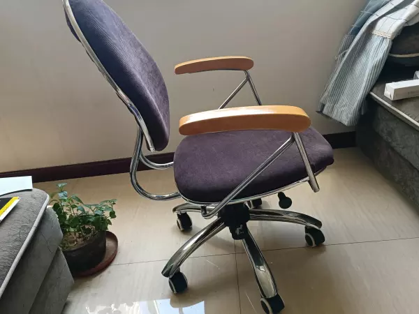 旋转椅子怎么固定轮子不转(21)