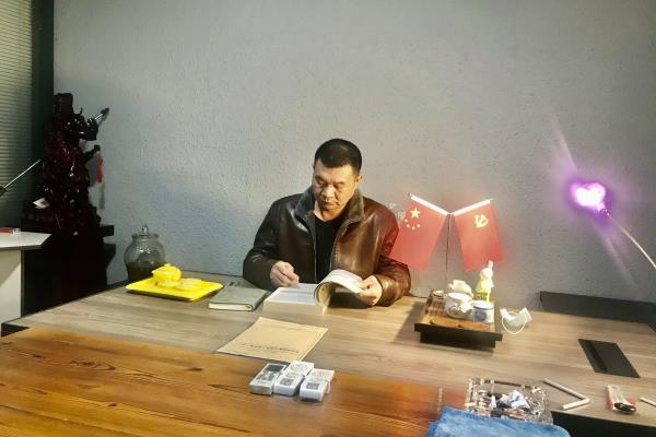 混凝土空心砌块套什么定额.