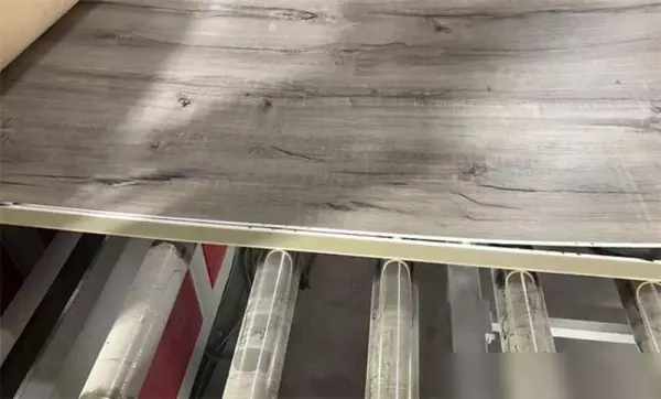石塑地板适合家用吗(5)