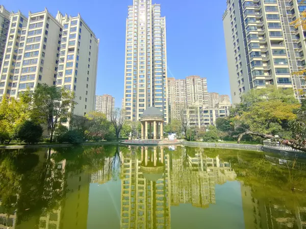 曲江龙邸算什么档次小区(7)