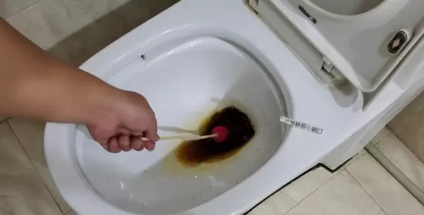 马桶塞怎么通马桶才能让它快点通(8)