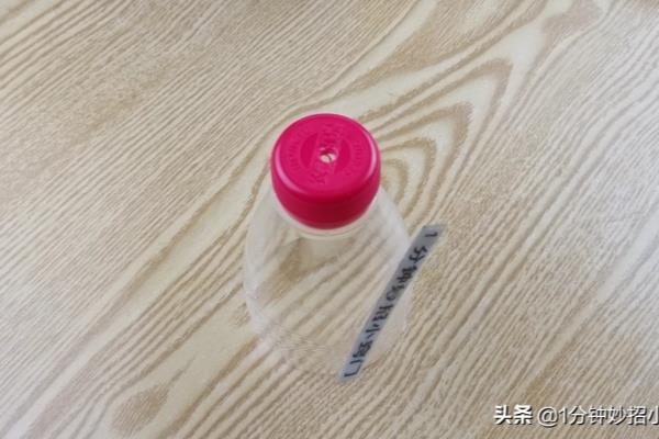 马桶塞怎么通马桶才能让它快点通.